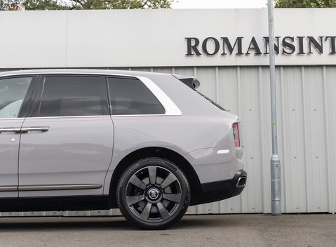 Rolls-Royce Cullinan 35