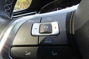 Volkswagen Passat 2.0 TDI R-Line Saloon 4dr Diesel DSG Euro 6 (s/s) (190 ps) 12