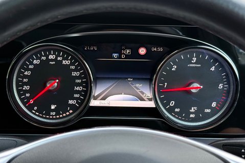 Mercedes-Benz E Class E 220 D AMG LINE PREMIUM - 2 OWNERS - 8 MERCEDES SERVICES - PAN ROOF 40