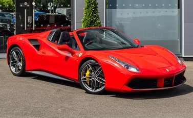 Ferrari 488 SPIDER 2