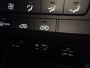 Hyundai TUCSON T-GDI SE NAV 35