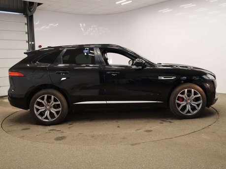 Jaguar F-Pace 3.0 F-PACE V6 S AWD D Auto 4WD 5dr 7