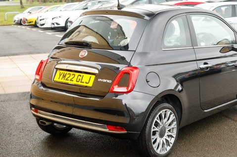 Fiat 500 DOLCEVITA PLUS MHEV 8