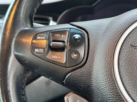 Kia Carens 1.7 CRDi 2 Euro 6 (s/s) 5dr 5