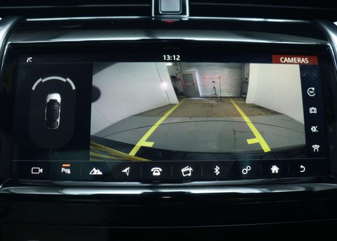 Land Rover Discovery Sport 2.0 Discovery Sport R-Dynamic HSE Auto 4WD 5dr 25