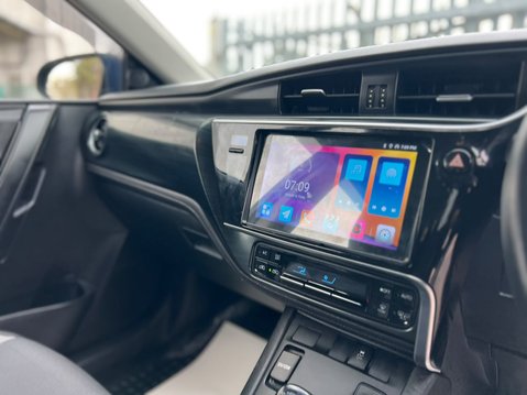 Toyota Auris VVT-I ACTIVE TOURING SPORTS 38