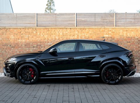 Lamborghini Urus 2
