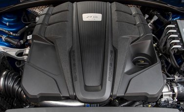 Porsche Macan GTS 31