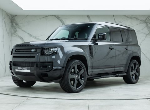 Land Rover Defender 110 D300 X-Dynamic HSE 1