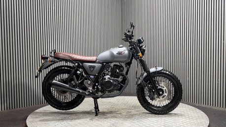 WK Bikes Scrambler 2023 ONLY 5K 1 OWNER MOT AUGUST 2027 LEARNER 125CC 1