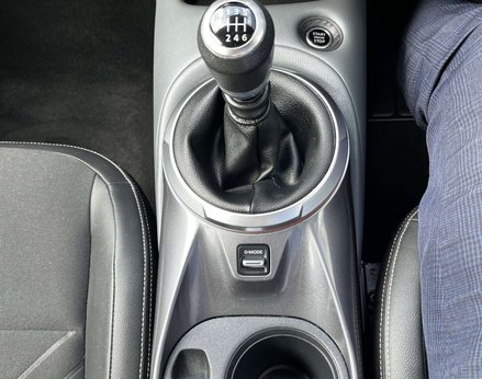 Nissan Juke 1.0 Juke Tekna DiG-T 5dr 52