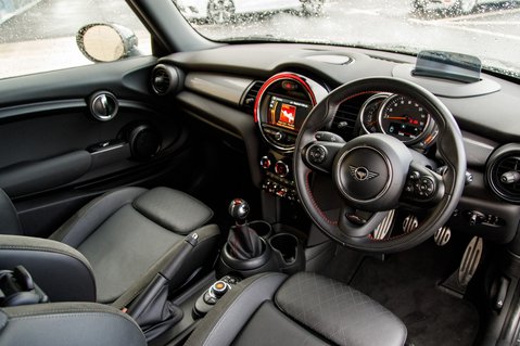 Mini Hatch COOPER SPORT 4