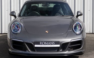 Porsche 911 Carrera GTS (991.2) 4