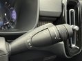 Volvo XC40 2.0 B4 MHEV Plus Dark SUV 5dr Petrol Hybrid DCT Auto Euro 6 (s/s) (197 ps) 38