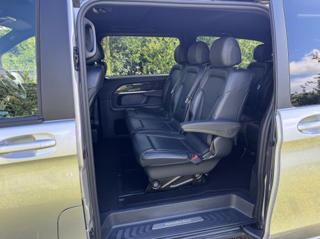 Mercedes-Benz V Class V220 D Sport Auto Diesel 8 Seater EX-LWB/SAT NAV/FULL LEATHER/VAT Q 28