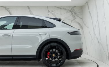 Porsche Cayenne GTS 29