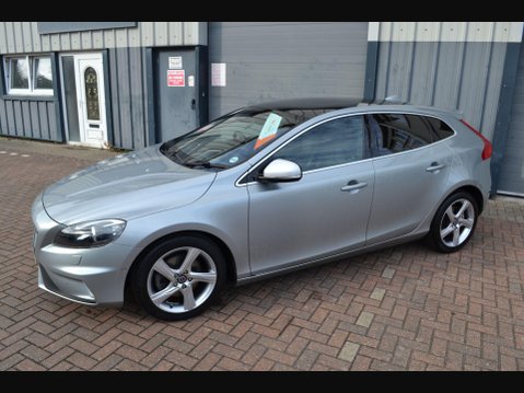 Volvo V40 1.6 T3 R-Design Nav Euro 5 (s/s) 5dr 11