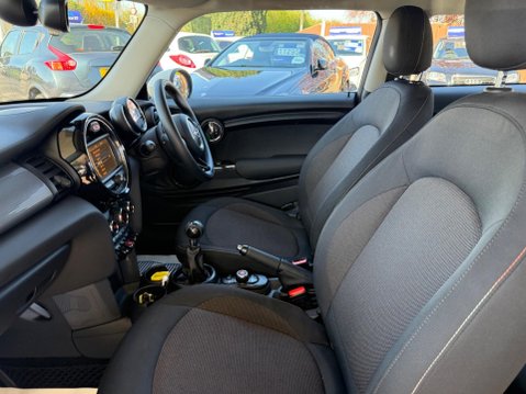 Mini Hatch 1.5 One D Euro 6 (s/s) 3dr 39