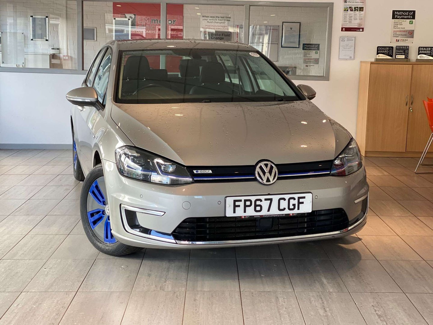 2017 VOLKSWAGEN GOLF