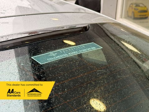 Vauxhall Insignia 1.5 Insignia Design TD 5dr 28