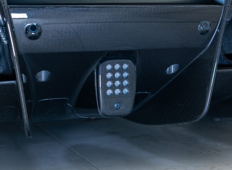 Ferrari 488 Pista 52