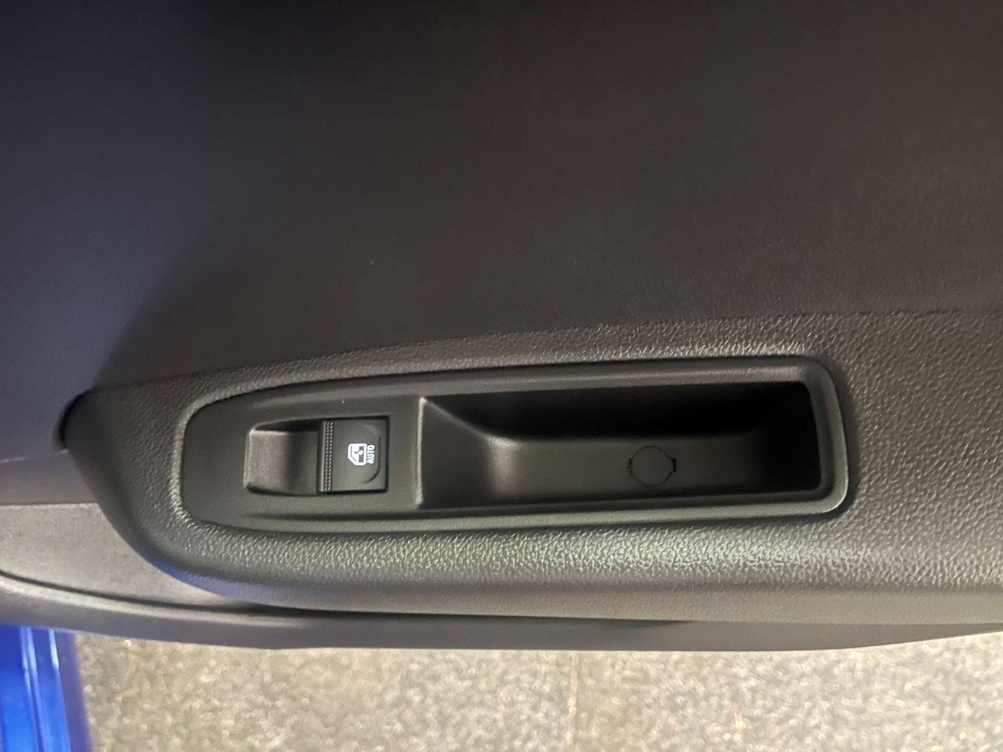 2023 Renault Clio — image 29