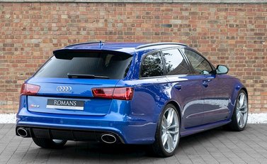Audi RS6 Avant 7