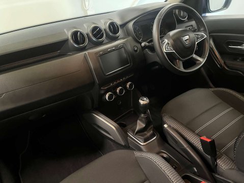 Dacia Duster 1.3 Duster Prestige TCe 4x2 5dr 34