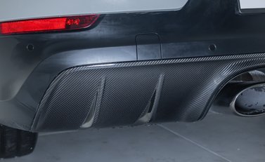 Porsche Cayenne TURBO E-HYBRID COUPE 38