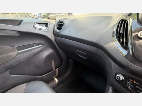 Ford Transit Courier SPORT 11