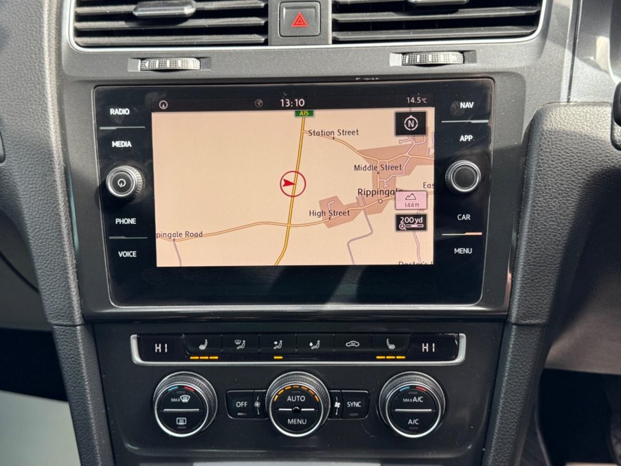 2019 Volkswagen Golf — image 14