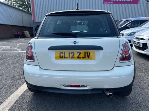 Mini Hatch 1.6 One 3dr 22