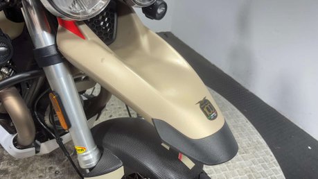 Moto Guzzi V85 TT 850 2021 ONLY 11K HISTORY FULL LUGGAGE ADVENTURE BIKE 36