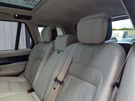 Land Rover Range Rover 4.4 Range Rover Autobiography SDV8 Auto 4WD 5dr 66