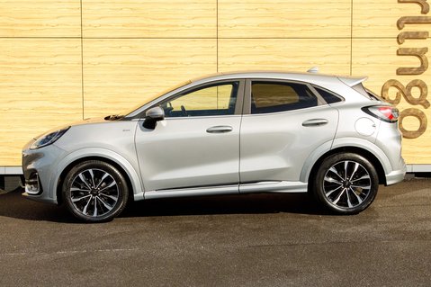 Ford Puma ST-LINE VIGNALE MHEV 14
