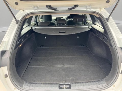 Kia Ceed 1.6 CRDi 2 NAV Sportswagon Euro 6 (s/s) 5dr 30