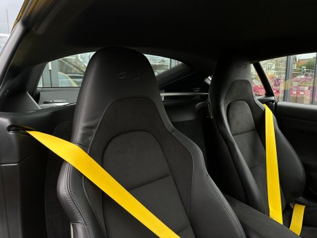 Porsche 718 Cayman CAYMAN GTS 81