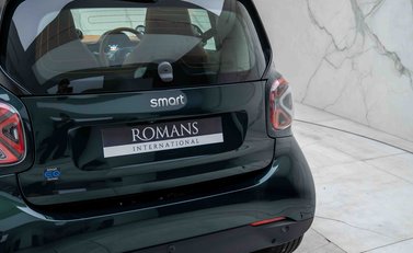 Smart Fortwo Coupe RACING GREEN EDITION 34