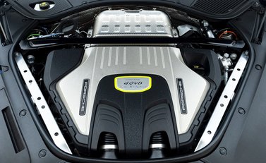 Porsche Panamera Turbo S E-Hybrid Sport Turismo 28