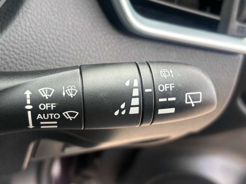 Nissan Qashqai 1.5 dCi N-Connecta SUV 5dr Diesel Manual Euro 6 (s/s) (115 ps) 27