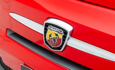 Abarth 695 Tributo Ferrari 36