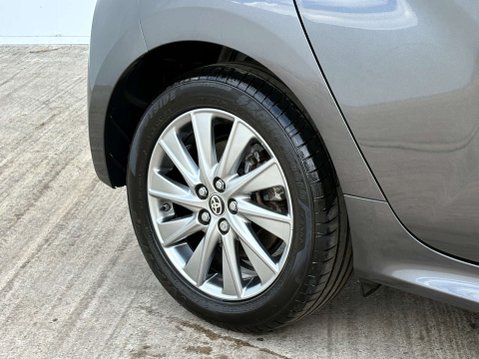 Toyota Yaris 1.5 Yaris Icon HEV CVT 5dr 11