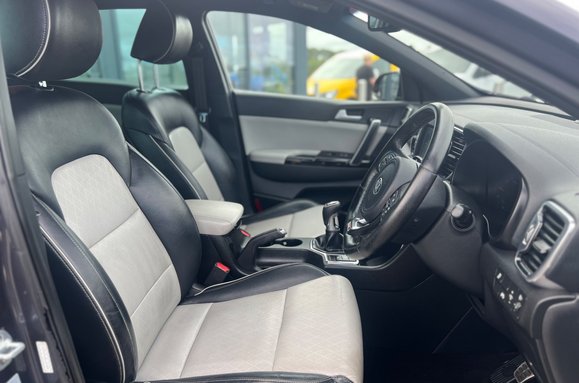 Kia Sportage GT-LINE 16