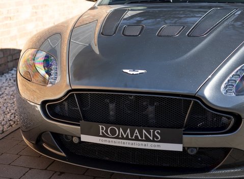 Aston Martin V12 Vantage S 23