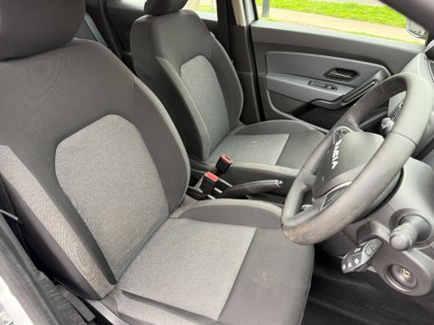 Dacia Duster ESSENTIAL TCE 10
