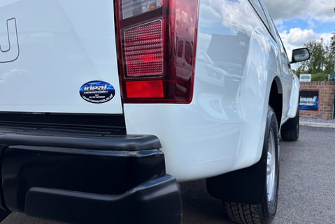 Isuzu D-Max Extended Cab 1.9 4x4 Pickup 22