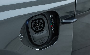 Porsche Taycan Turbo S Sport Turismo 37