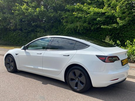 Tesla Model 3 (Dual Motor) Long Range Auto 4WDE 4dr 5