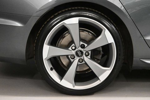 Audi A4 2.0 A4 Black Edition 40 TDI Quattro Semi-Auto 4WD 5dr 9