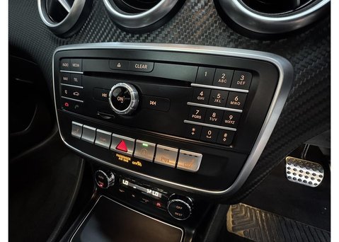 Mercedes-Benz A Class 1.5 A180d AMG Line (Premium Plus) Hatchback 5dr Diesel 7G-DCT Euro 6 (s/s) 71
